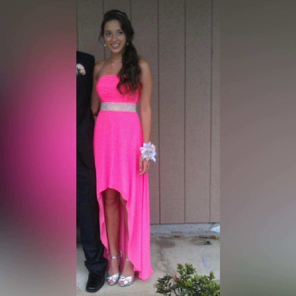 Women’s Strapless High-Low Gown
